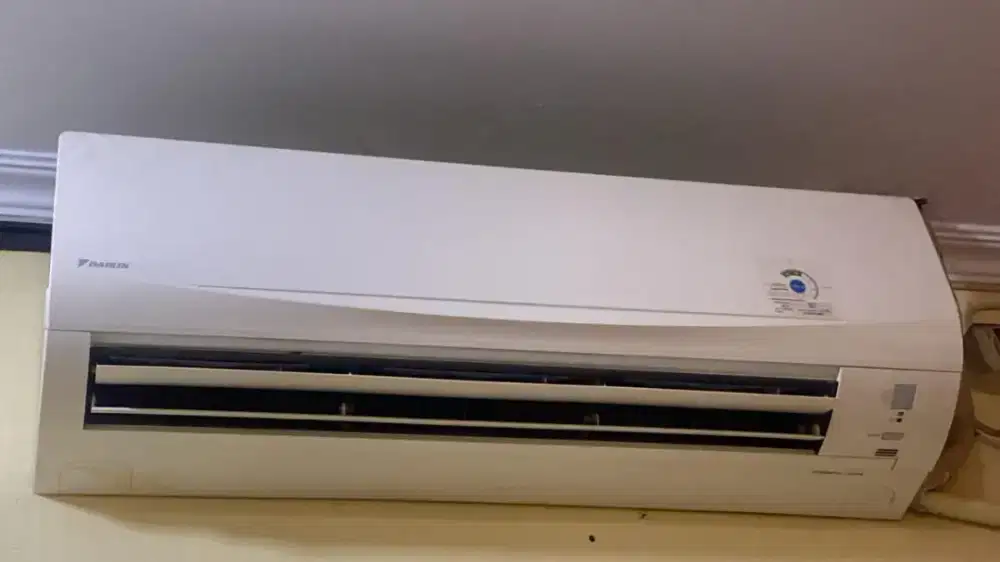 AC DAIKIN 2PK (Kondisi masih terpasang)