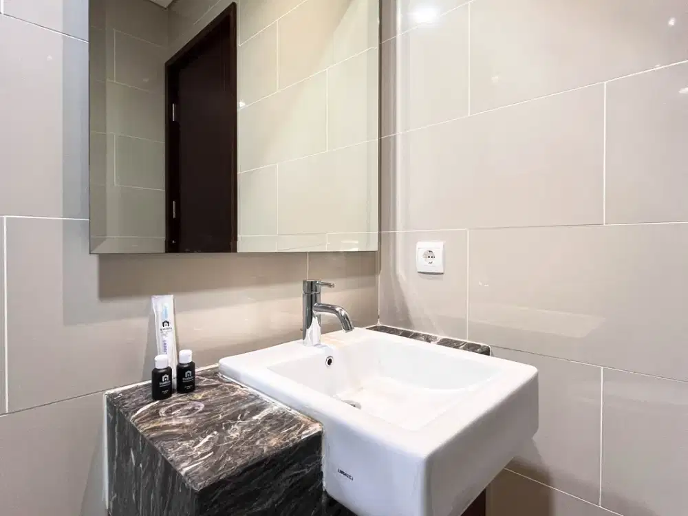 Apartemen Permata Hijau Suites