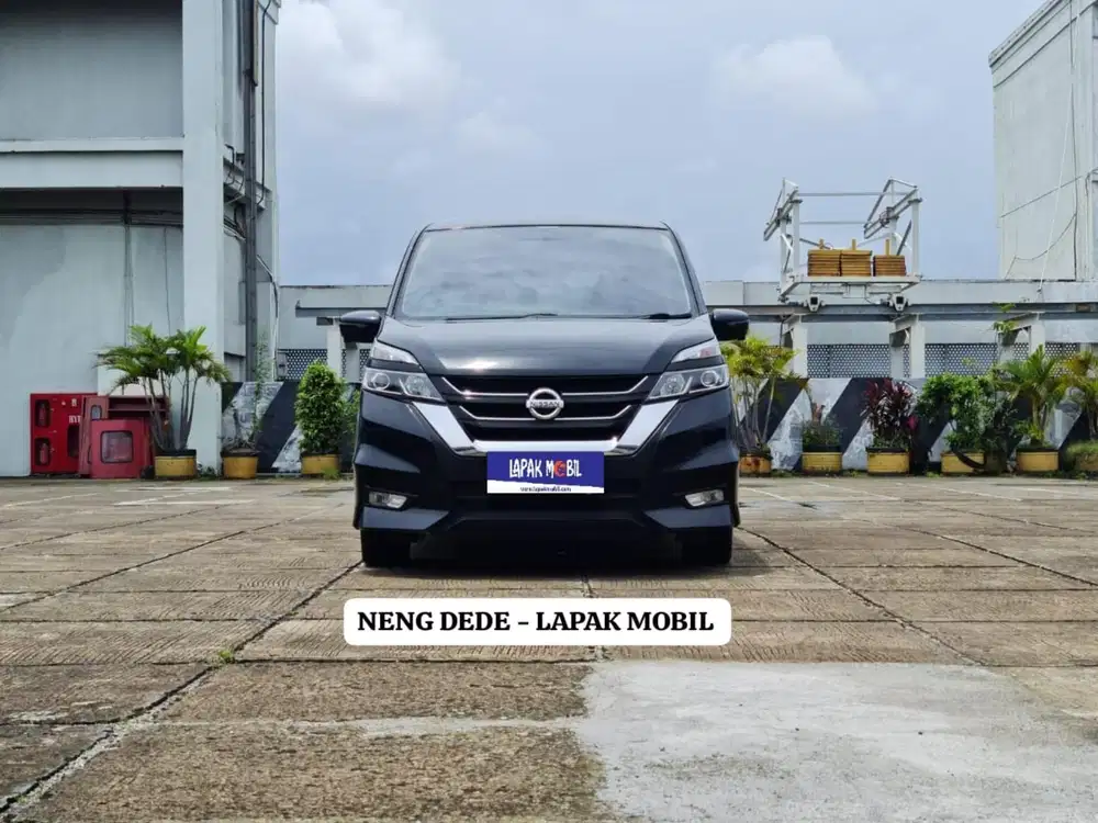 Nissan Serena 2.0 HWS AT 2019