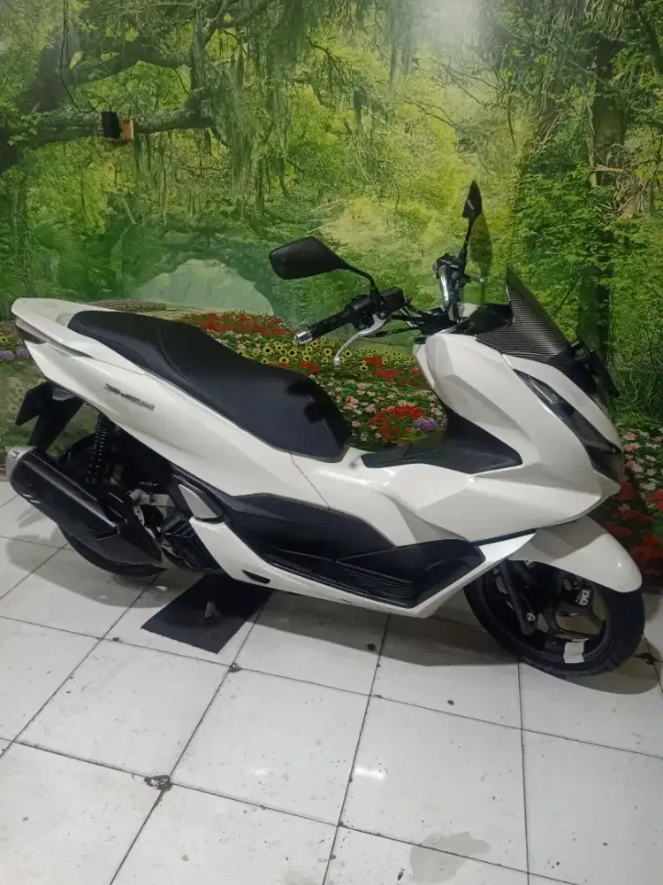Honda PCX 160 th 2021 istimewa gress