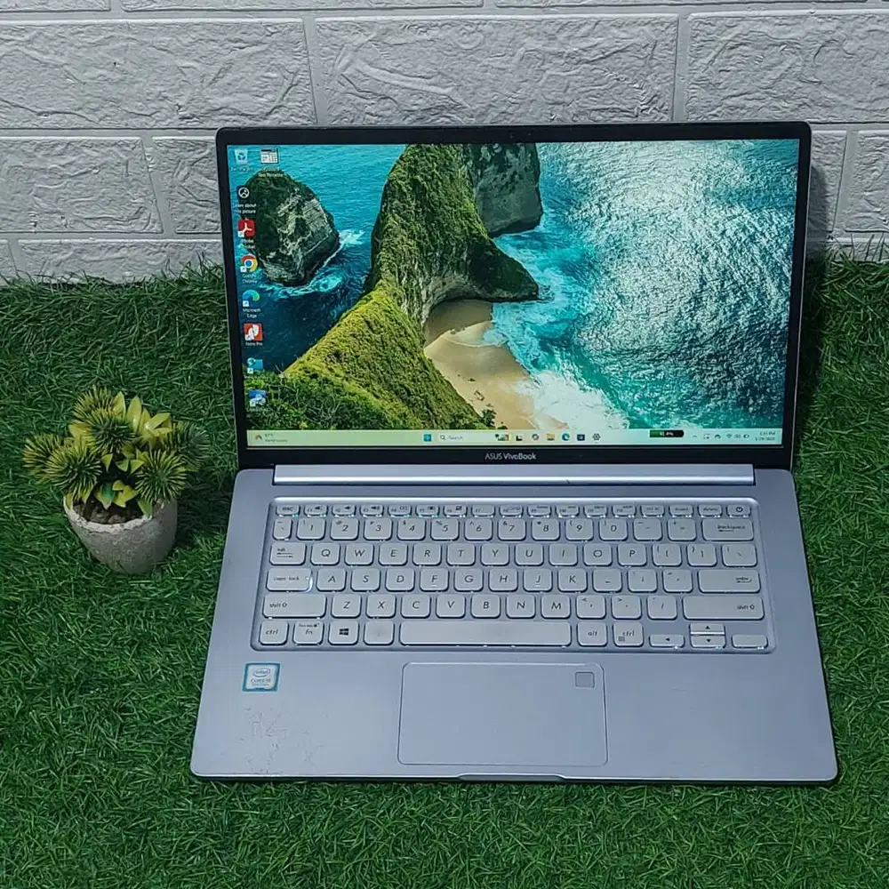 ASUS VIVOBOOK K403F INTEL CORE i5-8265U RAM 8GB SSD 512GB