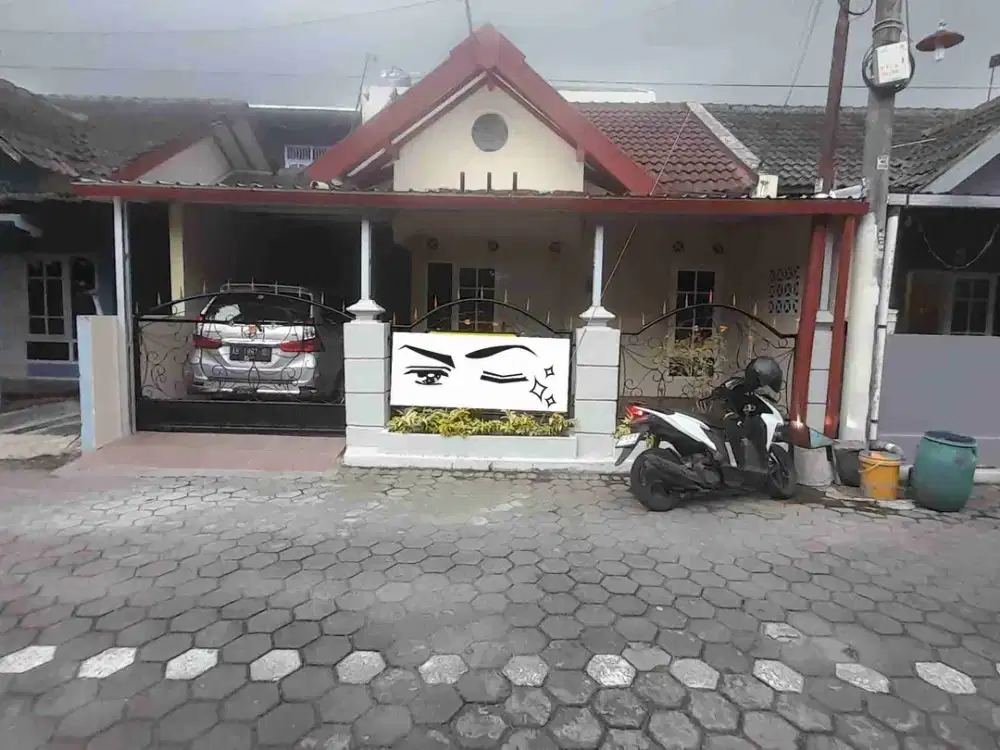 Jual Rumah Dalam Perumahan - Dekat Kampus