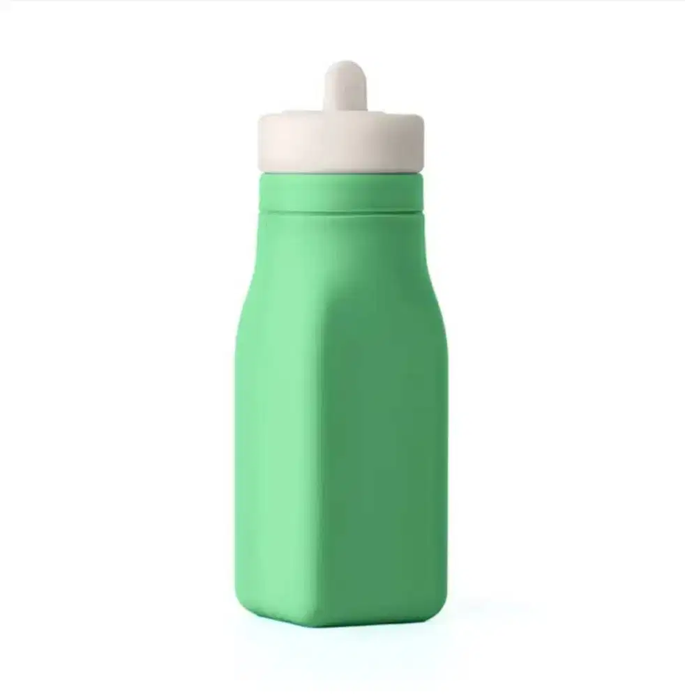 [Preloved] OMIE Silicone Water Bottel-Green