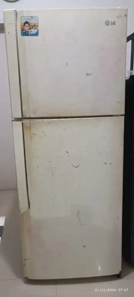 KULKAS LG 2 PINTU GN-M492CPC KONDISI MATI