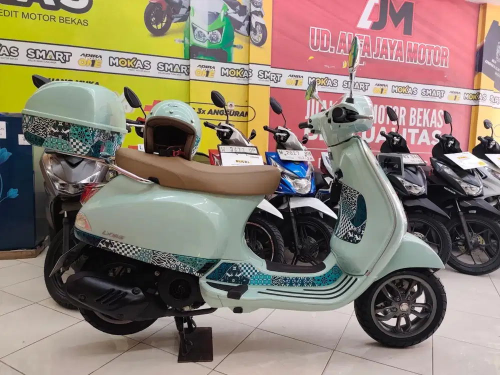 Lengkap * New Piaggio Vespa LX 125 IGET th 2024
