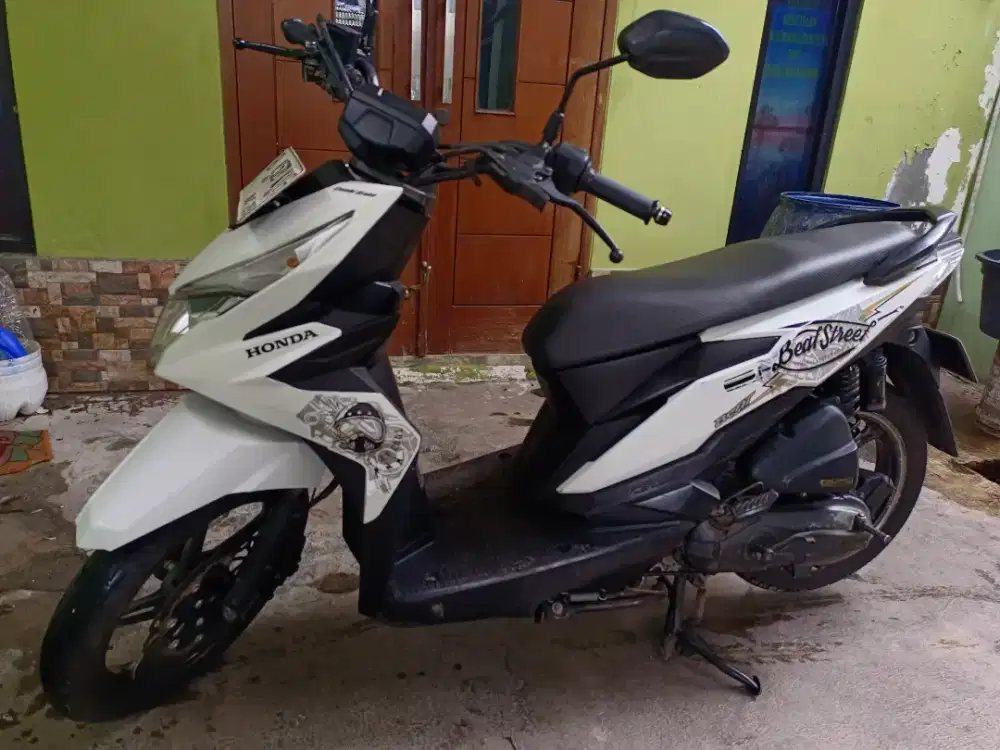 Honda Beat Street fi CBS Tahun 2018 JOZZZ Mesin Halus Siap tancap Gass