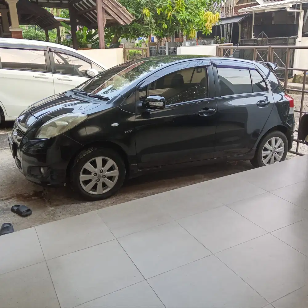 Toyota Yaris 2011 Bensin