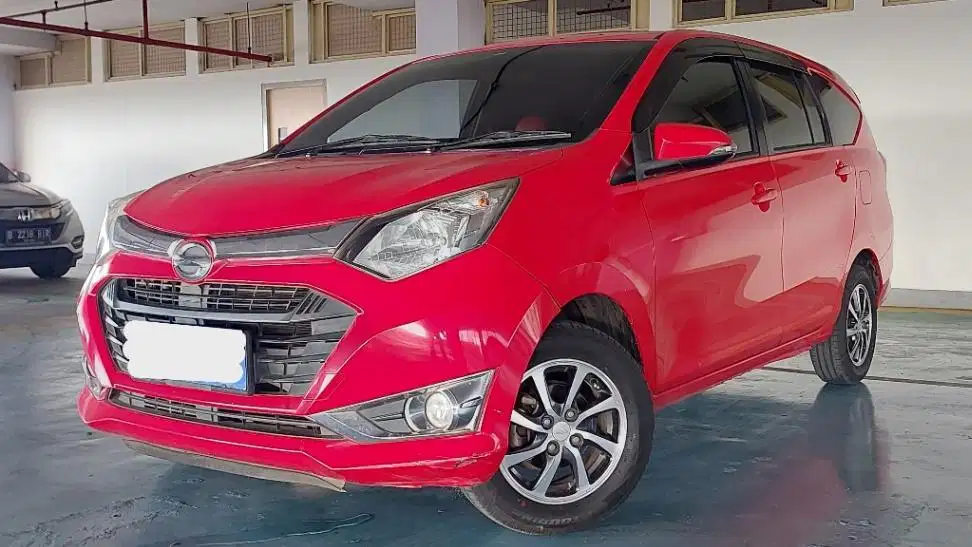 DP MURAH Daihatsu Sigra 1.2 R Bensin-AT 2017 Merah CSXWB