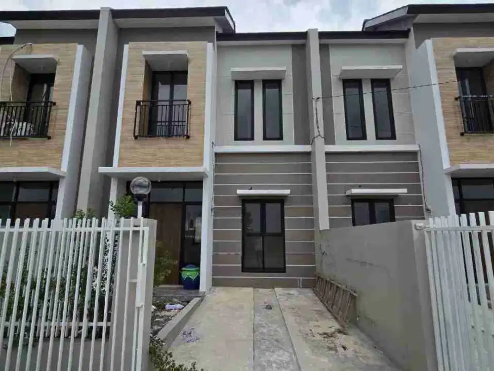 Dijual Rumah Alana Regency Tambak Oso
