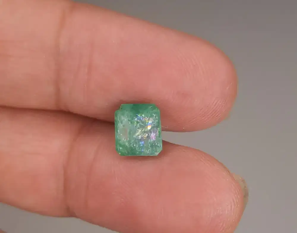 NATURAL JAMBRUD (beryl)