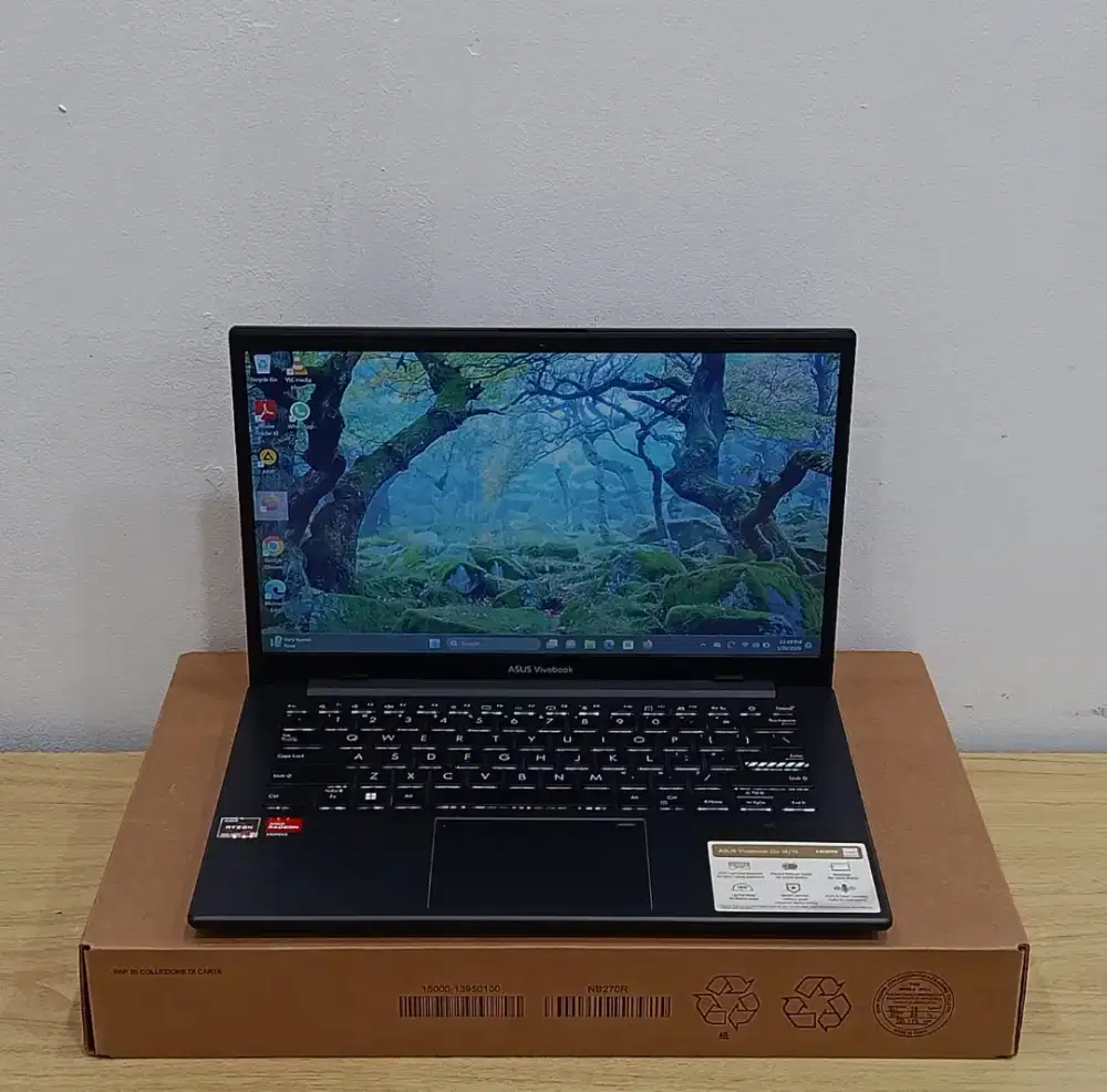 Laptop Asus Vivobook Go  E1404FA/AMD Ryzen 3 7320U RAM 8GB SSD 512 GB