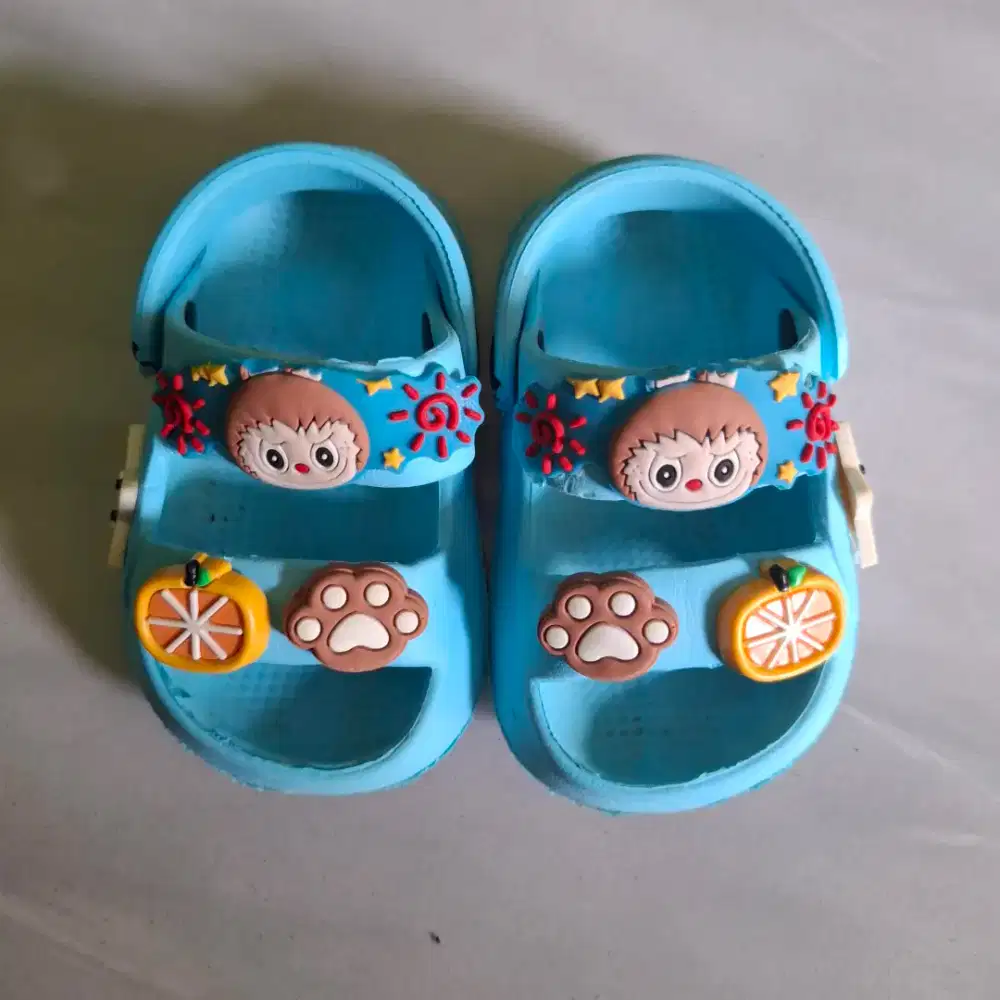 Sandal Anak size 21