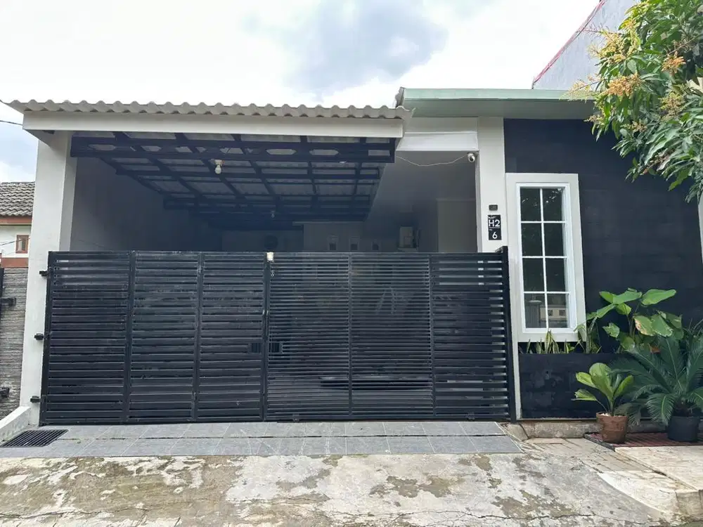 RUMAH SIAP HUNI MINIMALIS MAHKOTA REGENCY JALAN UTAMA TANAH LUAS