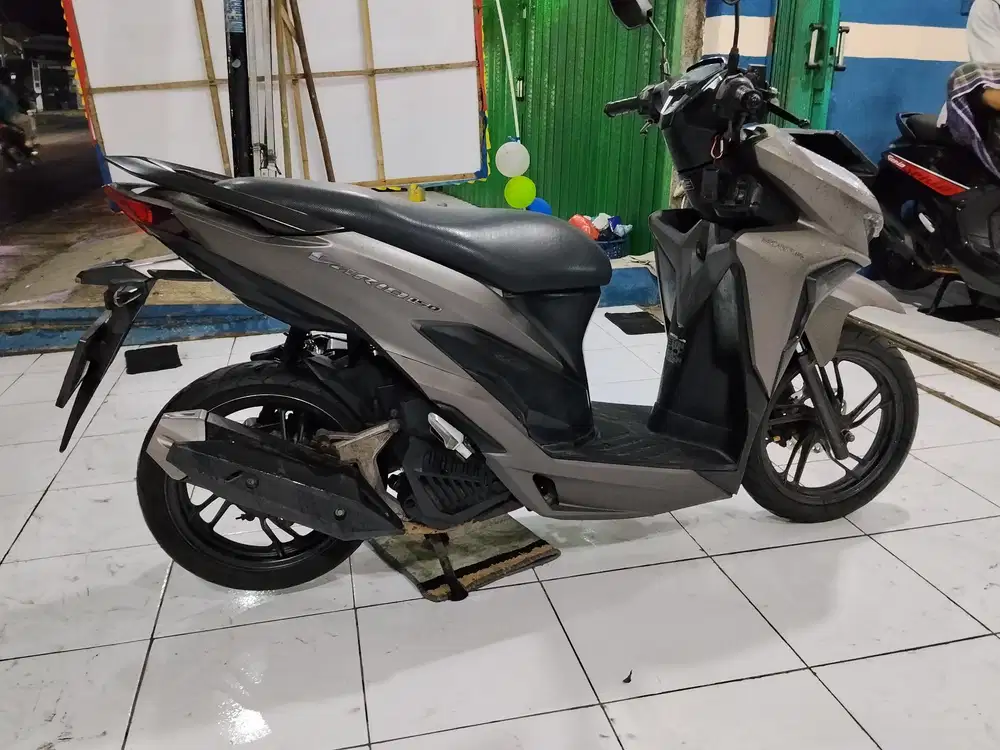 (FOR SALE) honda vario 150cc 2019 surat lengkap