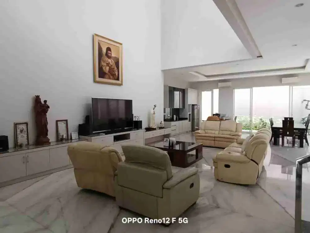 Jual rumah, Citraland Surabaya