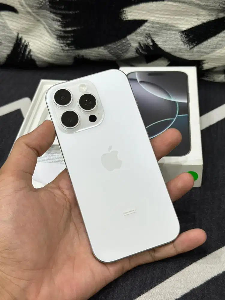 iPhone 16 Pro 128Gb iBox