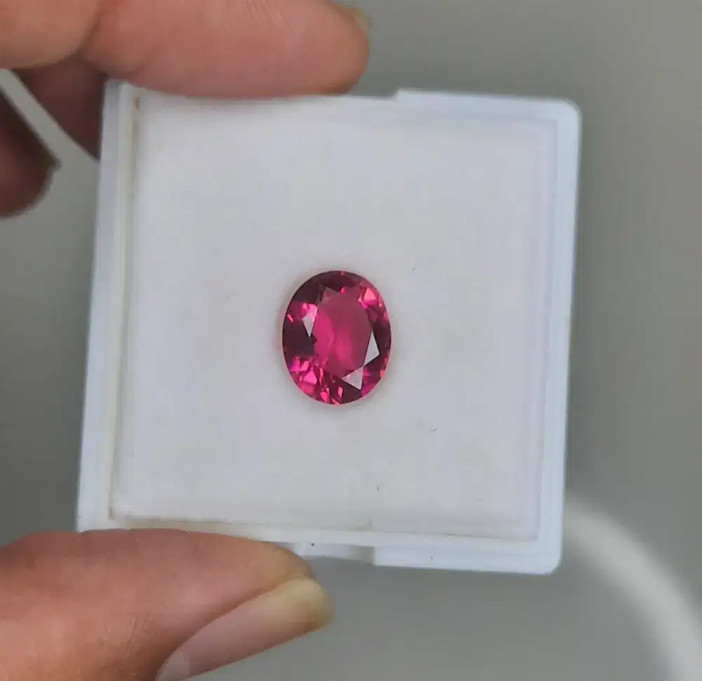 NATURAL RED TOPAZ