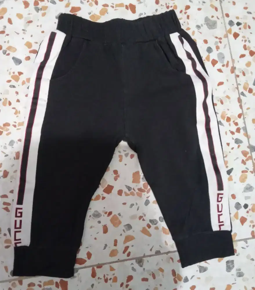 Preloved celana joger anak cowo warna hitam