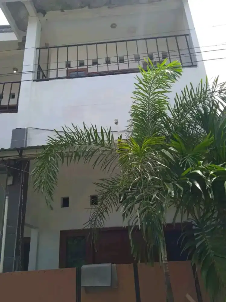 Dijual Rumahn2 lantai Sekip L:88m