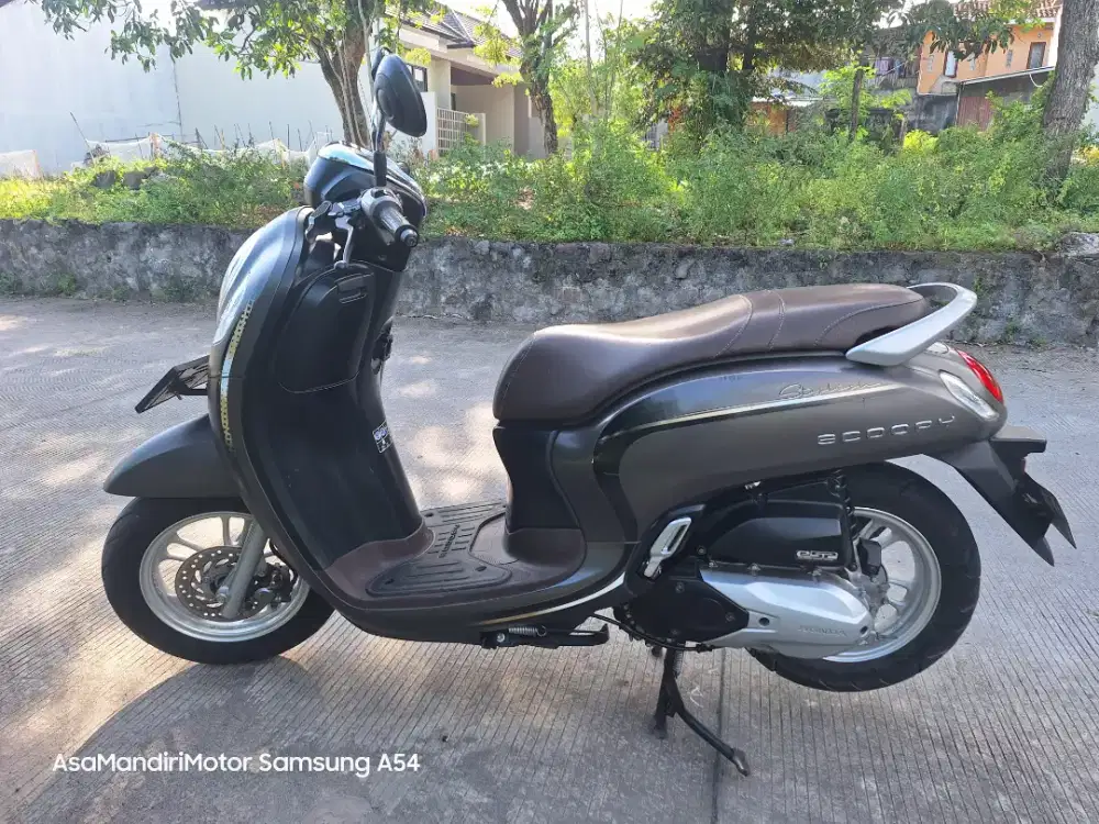 Scoopy keyless 2023 low km bisa cash/kredit syariah TERMURAH