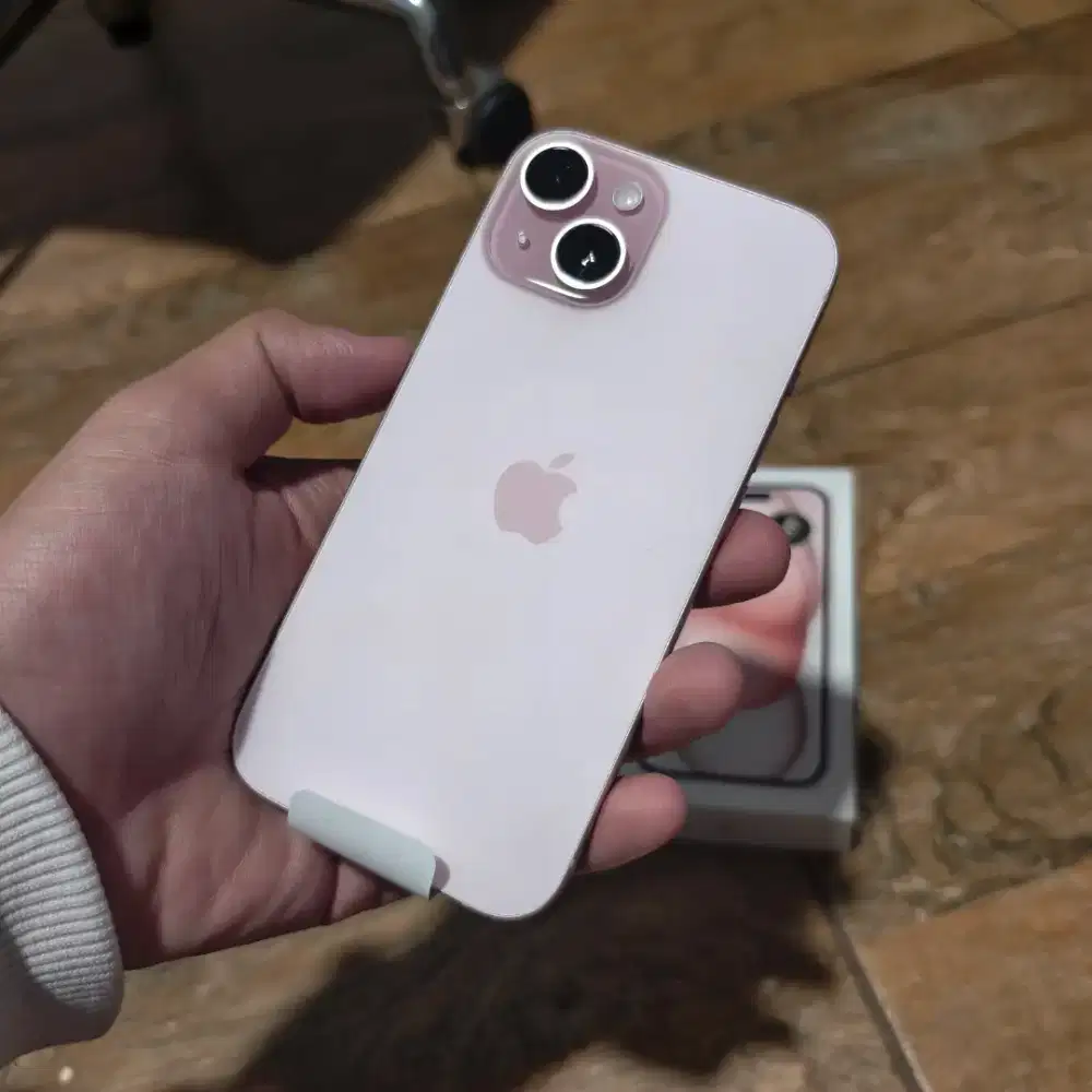 Iphone 15 BNOB Pink 128 gb
CC 0 BH 100%