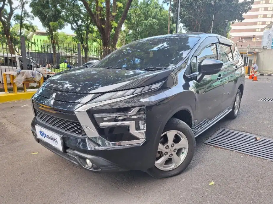 DP MURAH Mitsubishi Xpander 1.5 Exceed Bensin-AT 2022 Hitam CFKNB