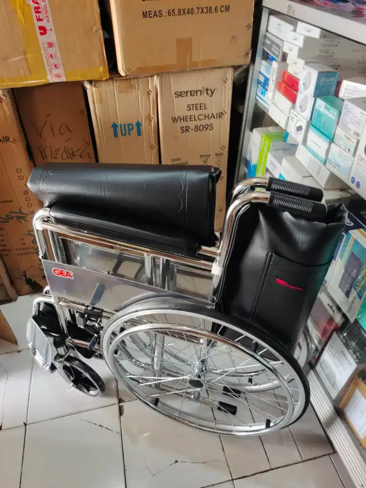 Kursi Roda Standart Gea GO 809