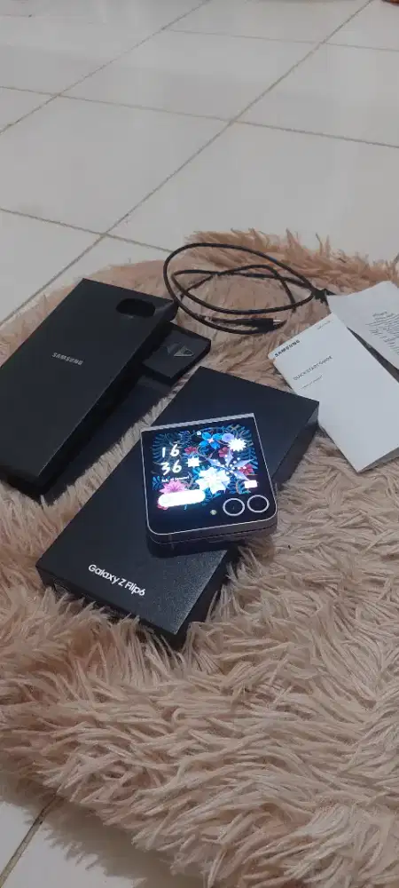 Jual Galaxy Z flip 6 Dan Galaxy watch 6 Original.