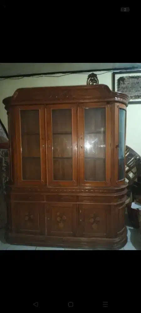 lemari hias jati Jepara asli kayu super, siap pakai diplitur lg