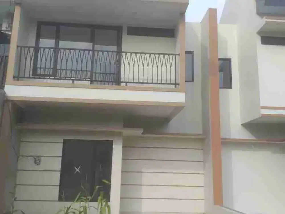 Dijual Rumah 2 lantai 600 JT an.Hunian Asri ditengah Kota Cibinong selangkah ke Stasiun dan RSUD