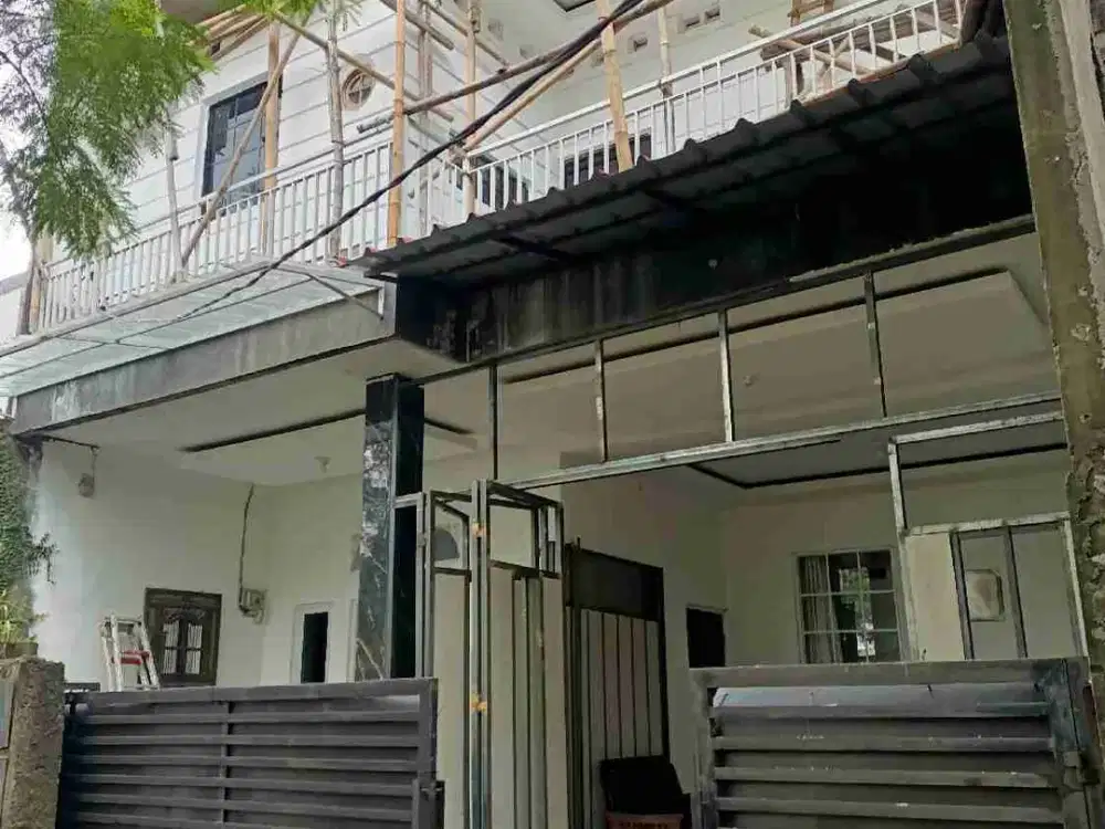 rumah 1 km dari pintu tol limo utama jual cepat 1,650m