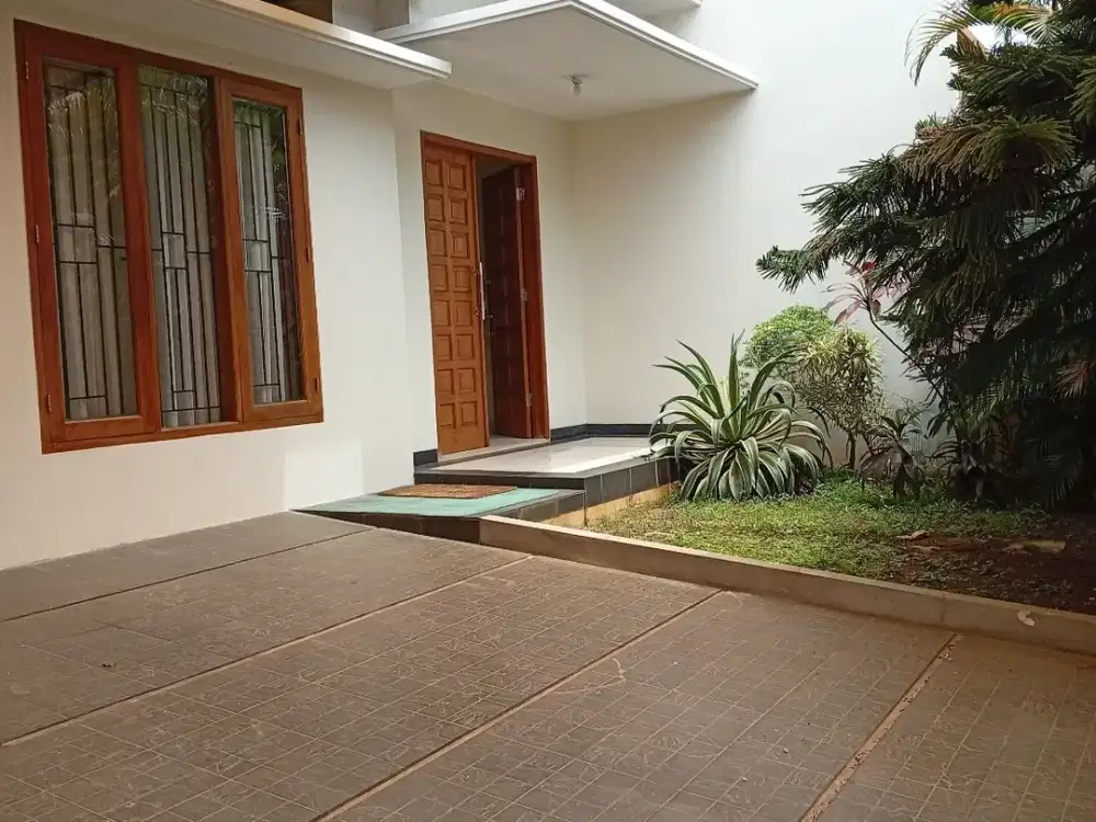 Pejaten Timur Komplek Perumahan Lt.170 m/Lb.200m,2 lantai, 4 KT, 185 jt/ thn