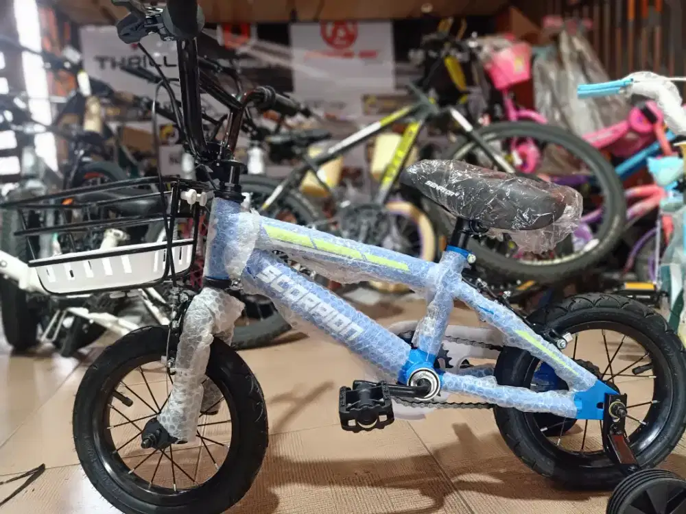 sepedah senator scorpion ukuran 12