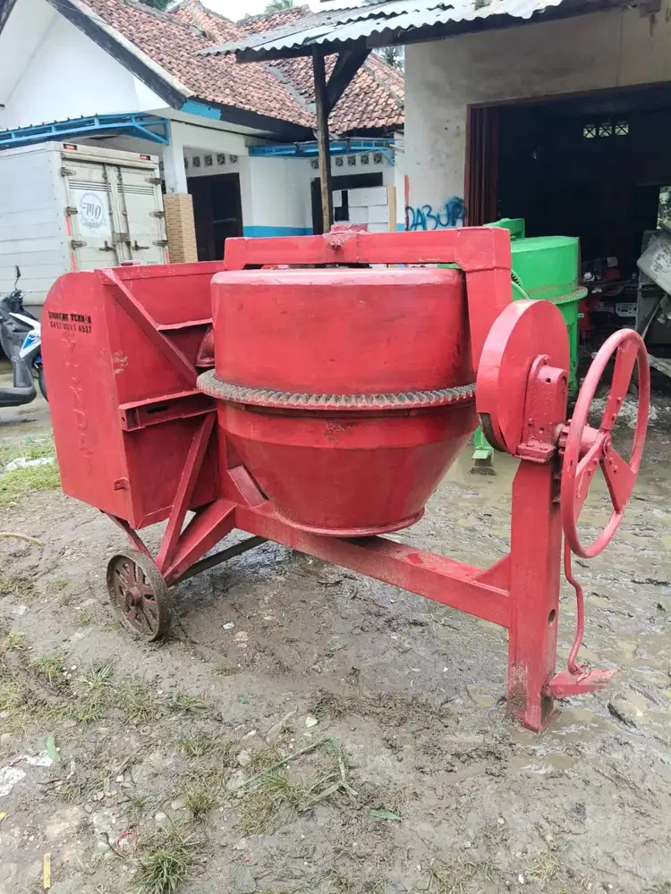 Jual Mesin Molen Cor Merk Hyundai Mulus Siap Pakai