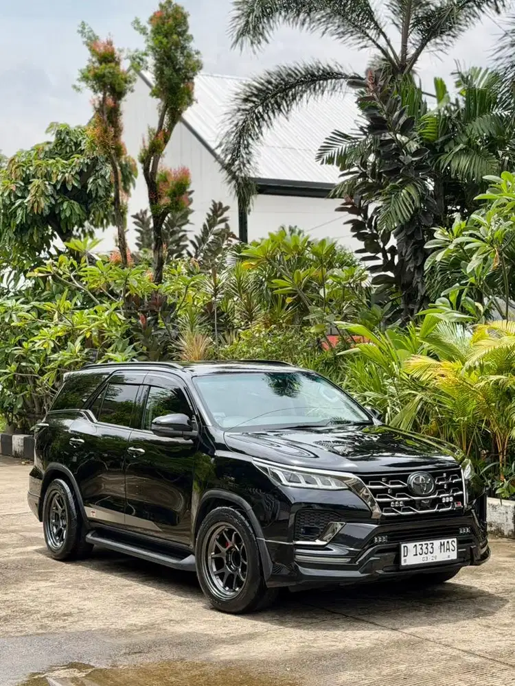 {Cash} Toyota Fortuner VRZ GR 2.8 A/T Diesel (Spek Cumi Cumi)