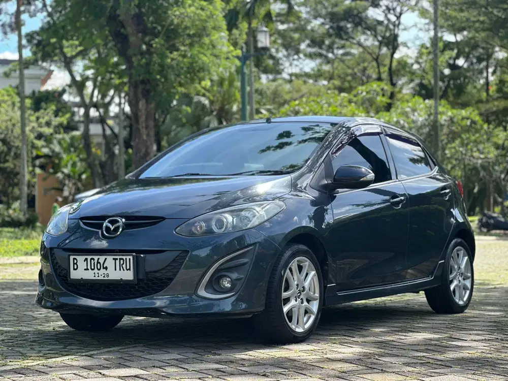 (Pajak Panjang) Mazda 2 R AT 2013