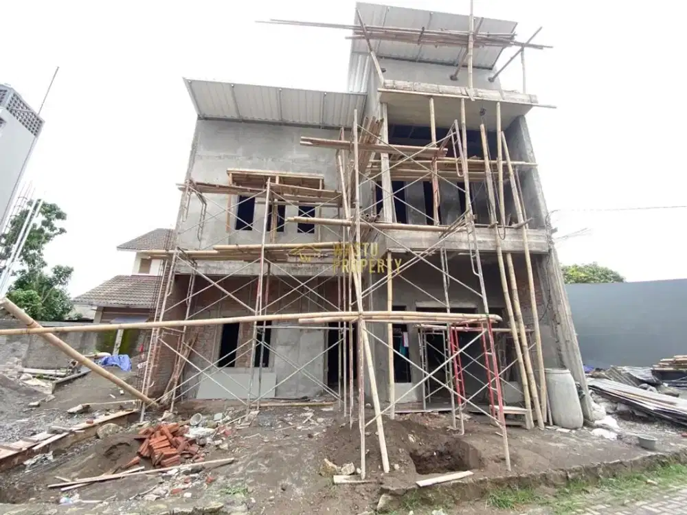 RUMAH 2 LANTAI SEMI FURNISH DI DEKAT RINGROAD MAGUWO JOGJA