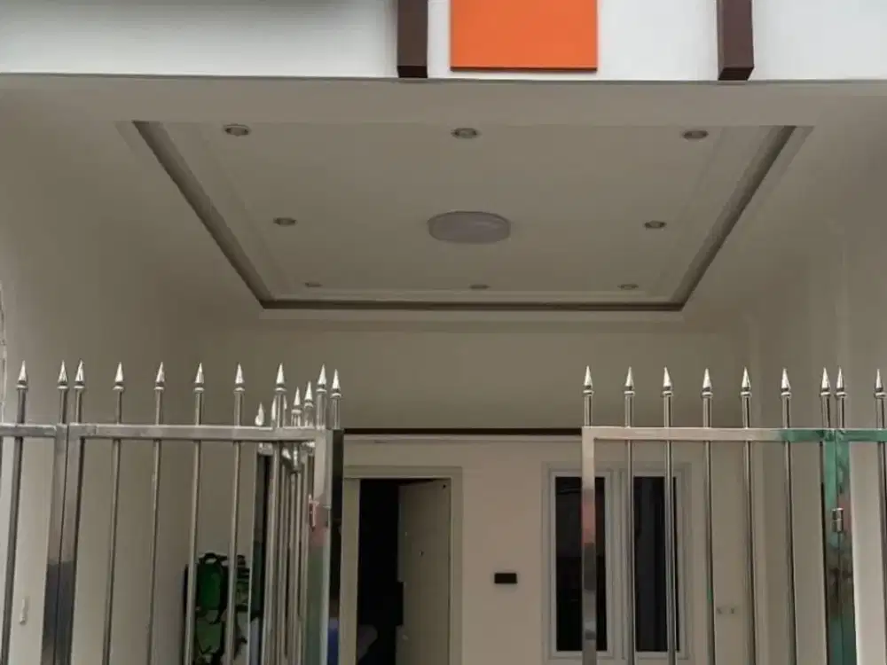Rumah Lebar 4,5 Di Johar Baru Jakarta Pusat