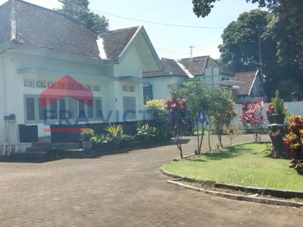 Rumah Klasik Belanda Lokasi Batu Elegen dan Cocok untuk Investasi