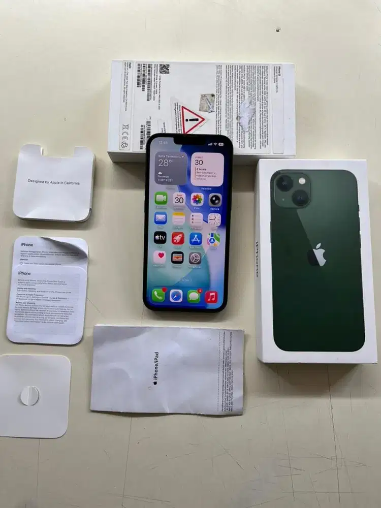 iPhone 13 128GB Garansi resmi iBox