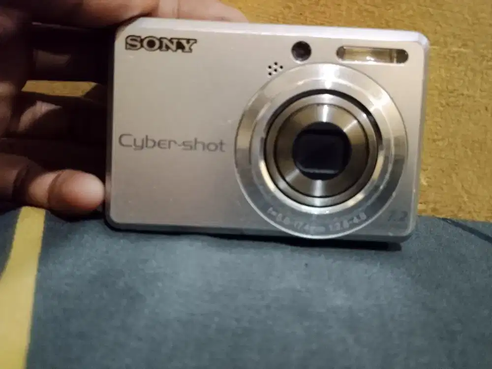 Sony Cyber shot DSC-W35
