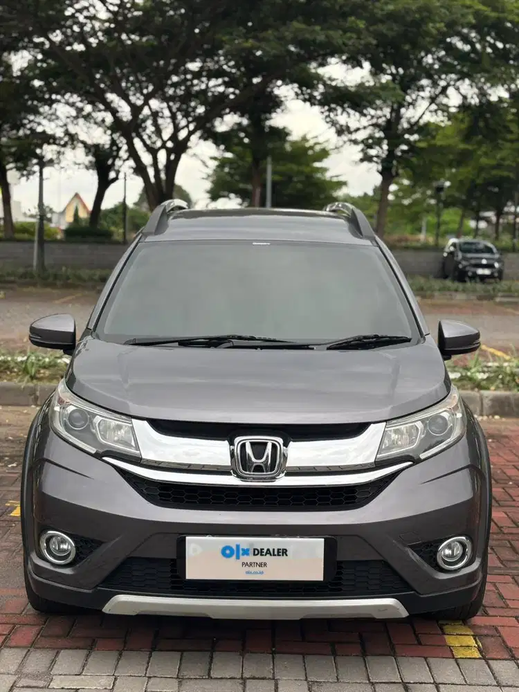 Dijual cepat BU Brv E Matic 2017 murah