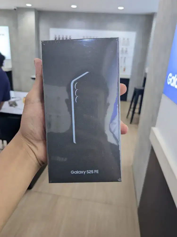 SAMSUNG S25 FE 8/256