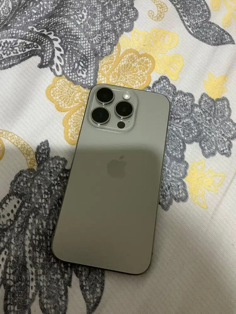 iPhone 15 Pro 128GB Natural Titanium
