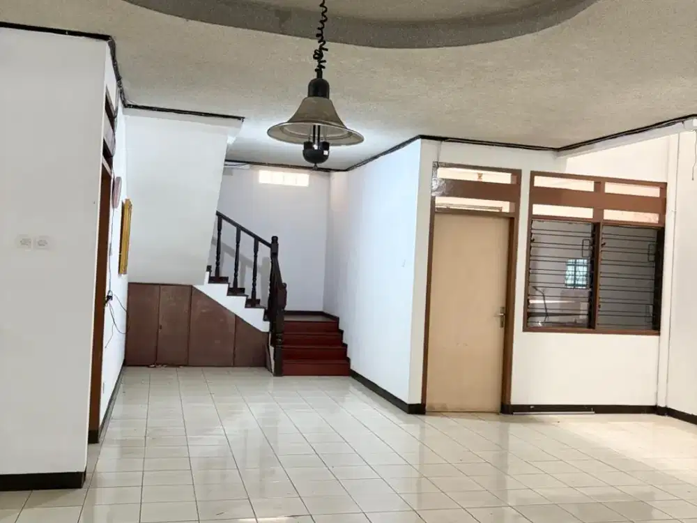 Rumah Hook Kavling DKI Di Jalan Pondok Kelapa Jakarta Timur