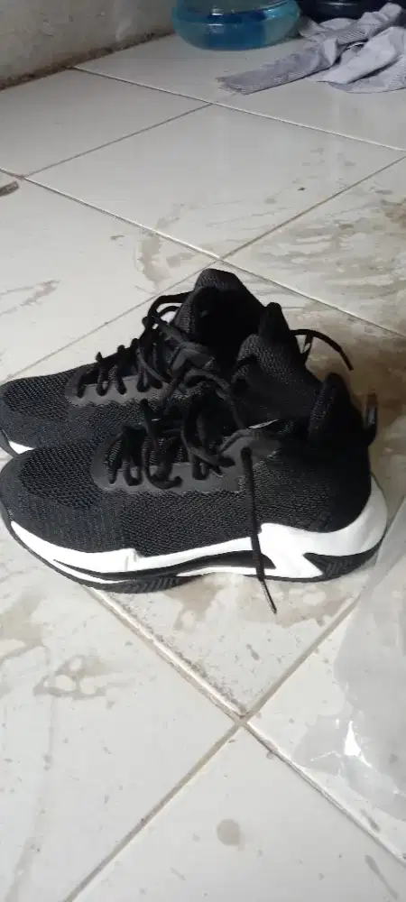 sepatu basket ballerbro