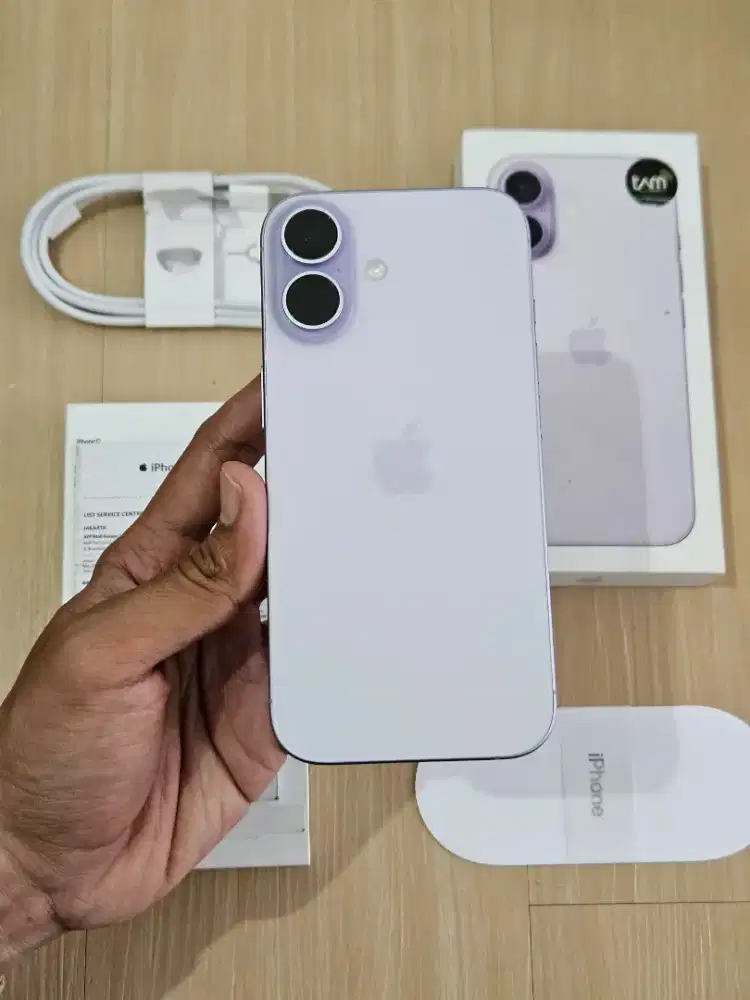 IPhone 17 basic 256GB Resmi ibox open box bh100% cc0 on januari 2026