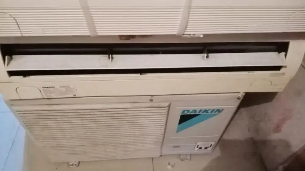 1 SET AC DAIKIN THAILAND 1PK