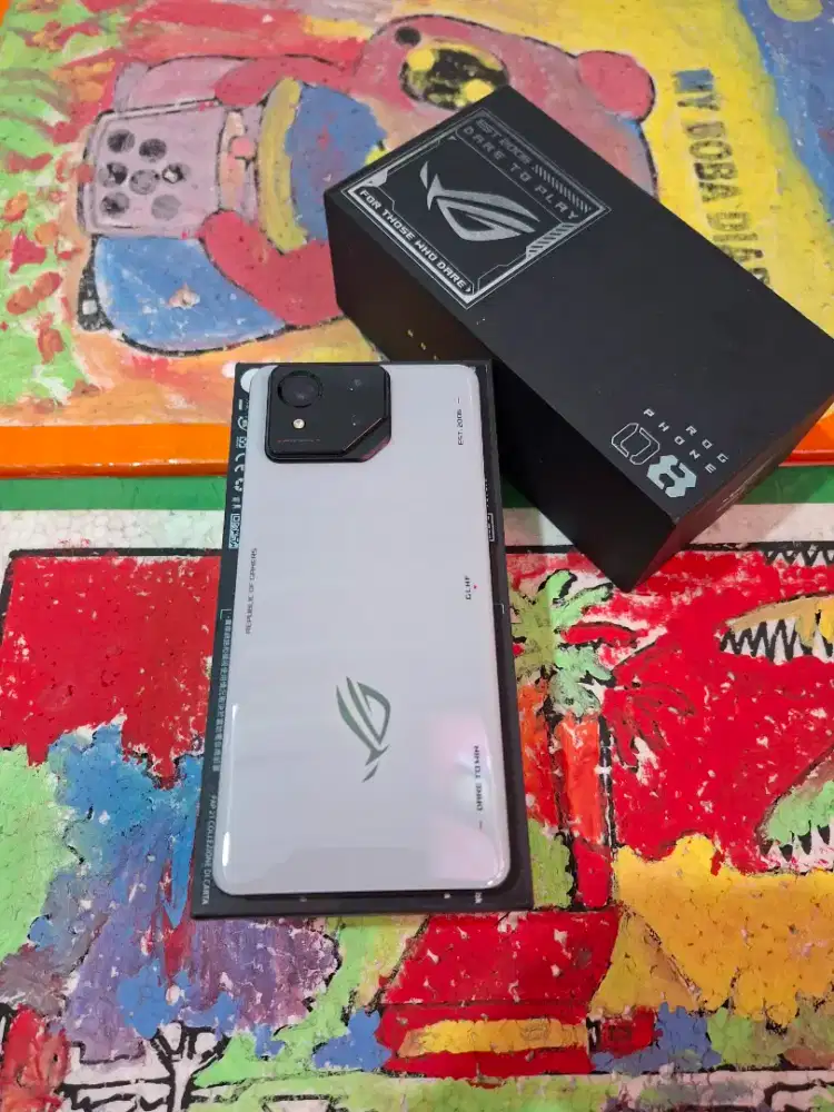 Rogphone 8 5G 12/256 Lengkap