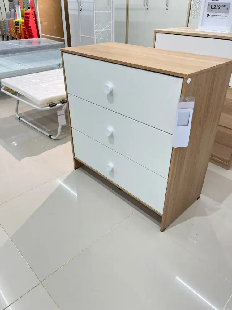 Drawer codi minimalis